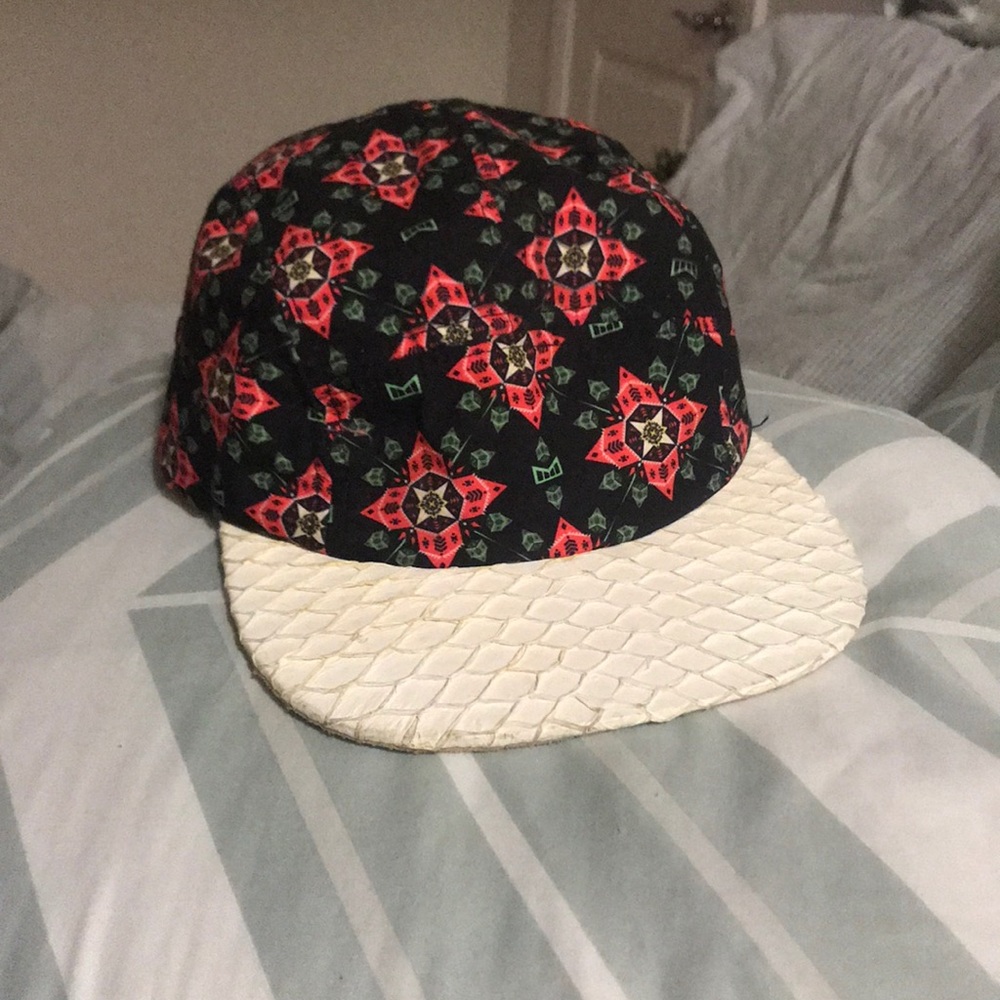 MELIN SNAP BACK HAT